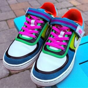 Women’s Nike 6.0 Dunks (2009) Teal Suede Leather Skateboard Sneakers - Size 8.5
